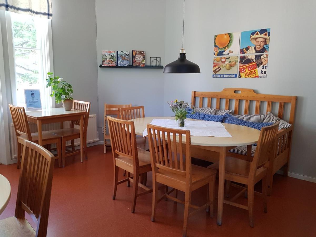 Villa Eira Vandrarhem Hjo Eksteriør bilde