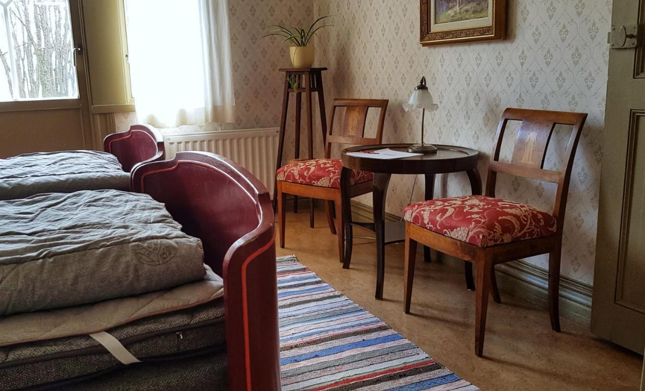 Villa Eira Vandrarhem Hjo Eksteriør bilde
