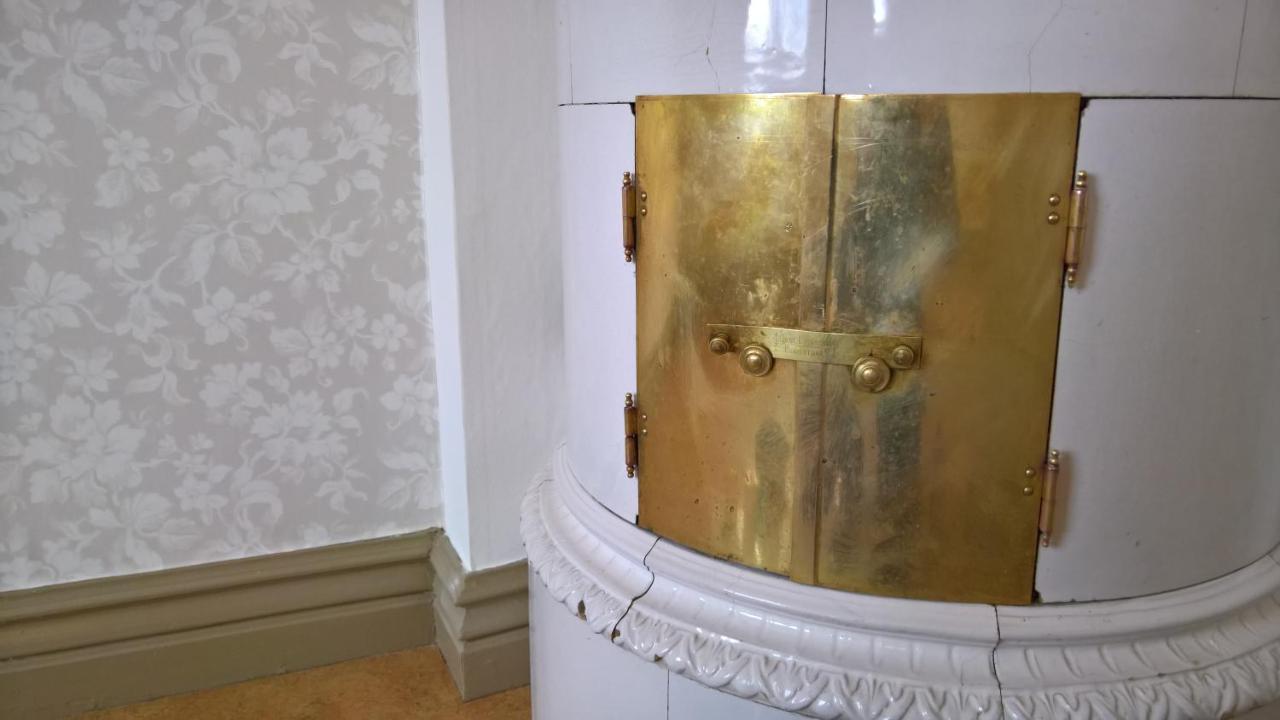 Villa Eira Vandrarhem Hjo Eksteriør bilde